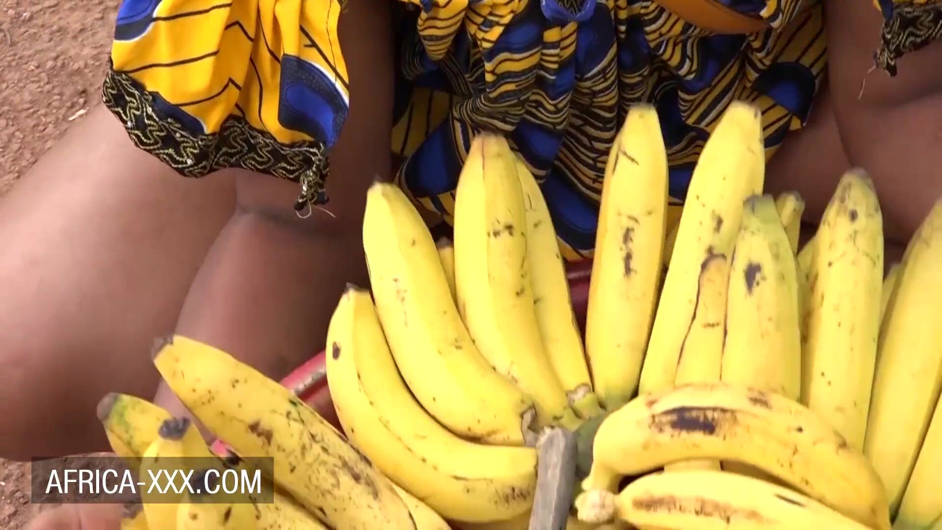 Ebony Banana Seller women Seduced for a hot Sex